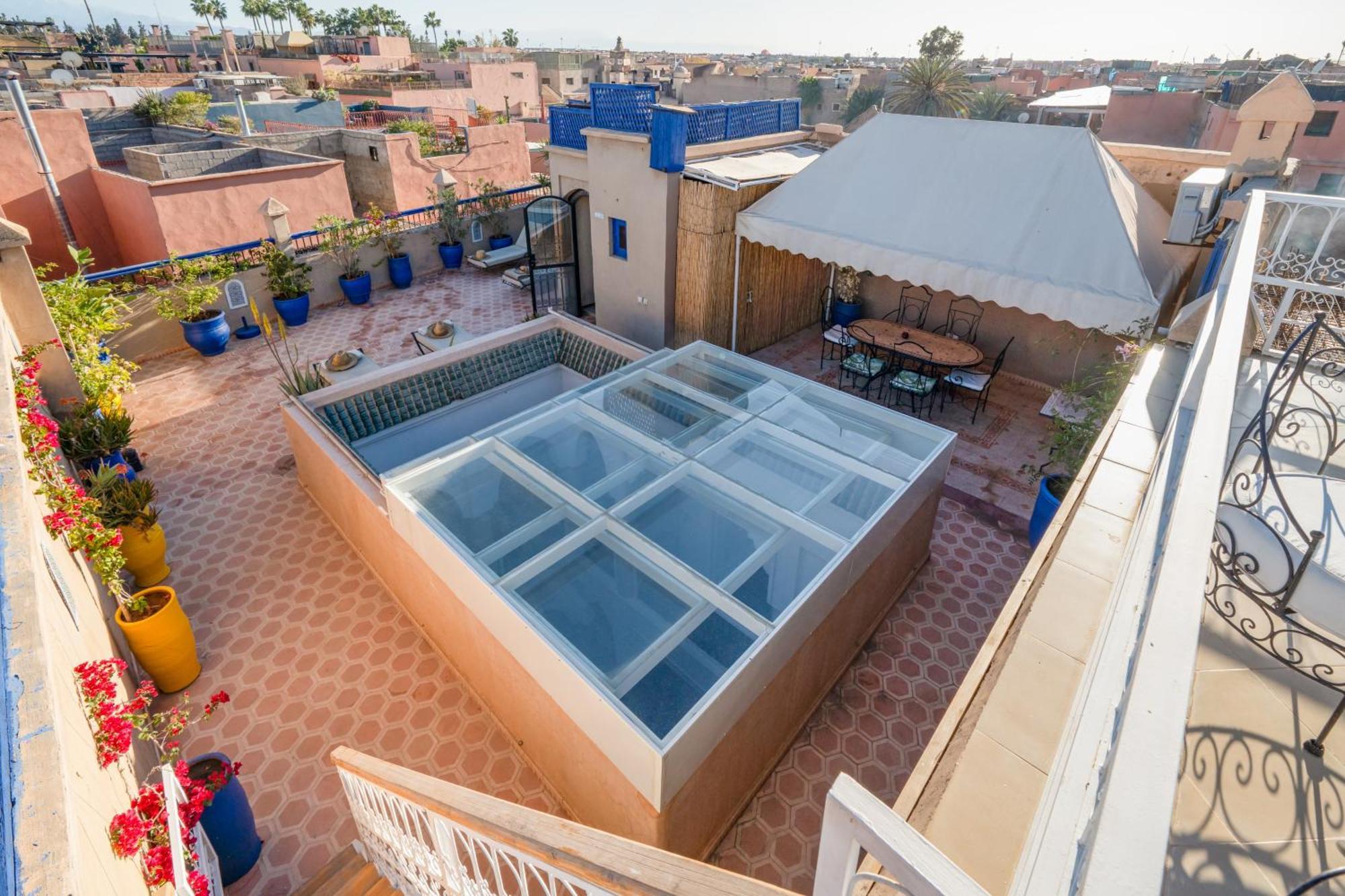 Riad Awinati Location Privatisee ,Piscine Chauffee , Beau Rooftop Marrakesch Exterior foto