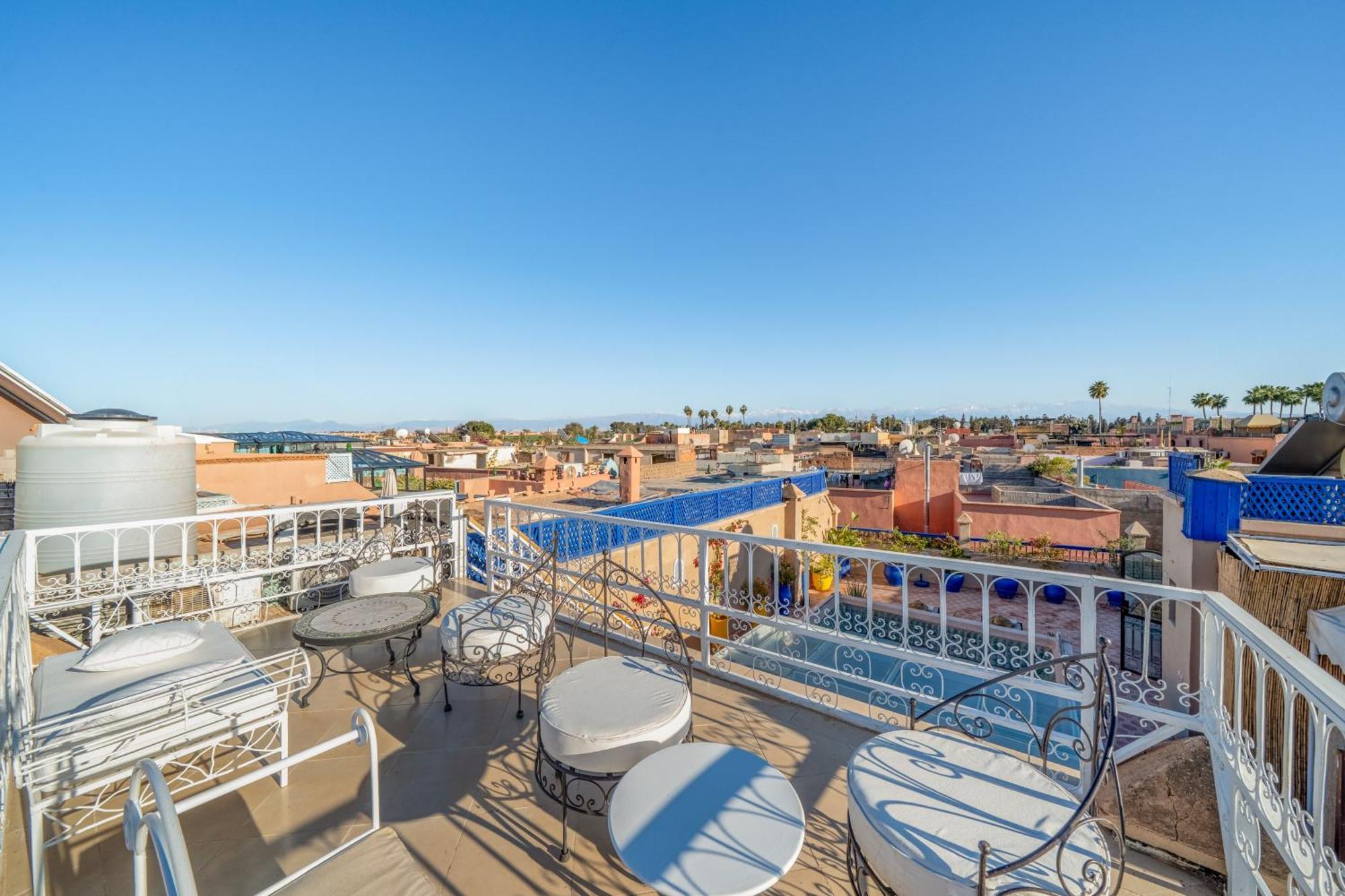 Riad Awinati Location Privatisee ,Piscine Chauffee , Beau Rooftop Marrakesch Exterior foto