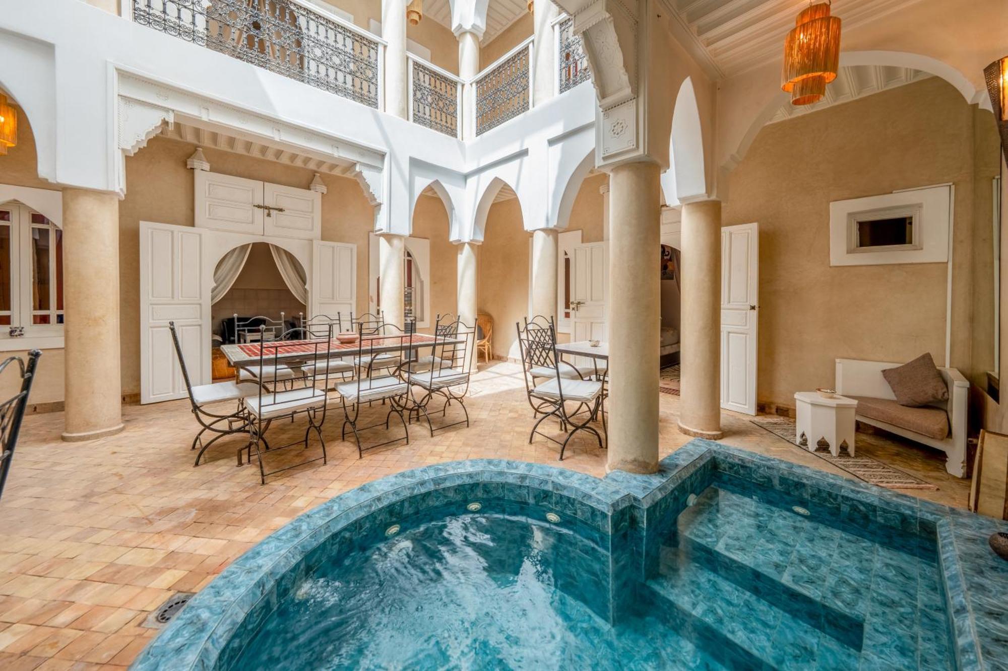 Riad Awinati Location Privatisee ,Piscine Chauffee , Beau Rooftop Marrakesch Exterior foto