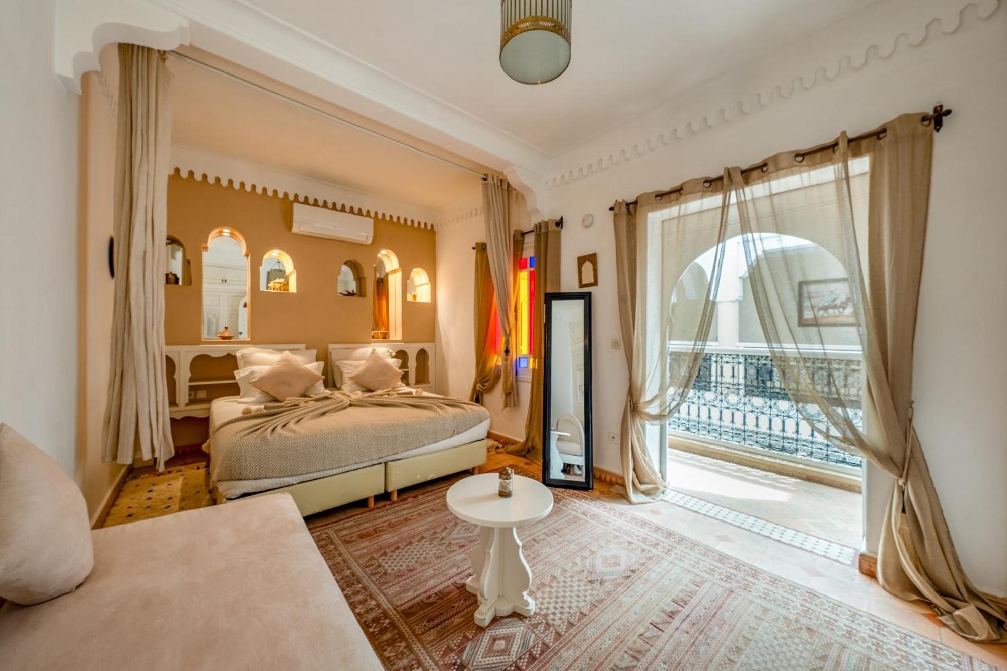 Riad Awinati Location Privatisee ,Piscine Chauffee , Beau Rooftop Marrakesch Exterior foto