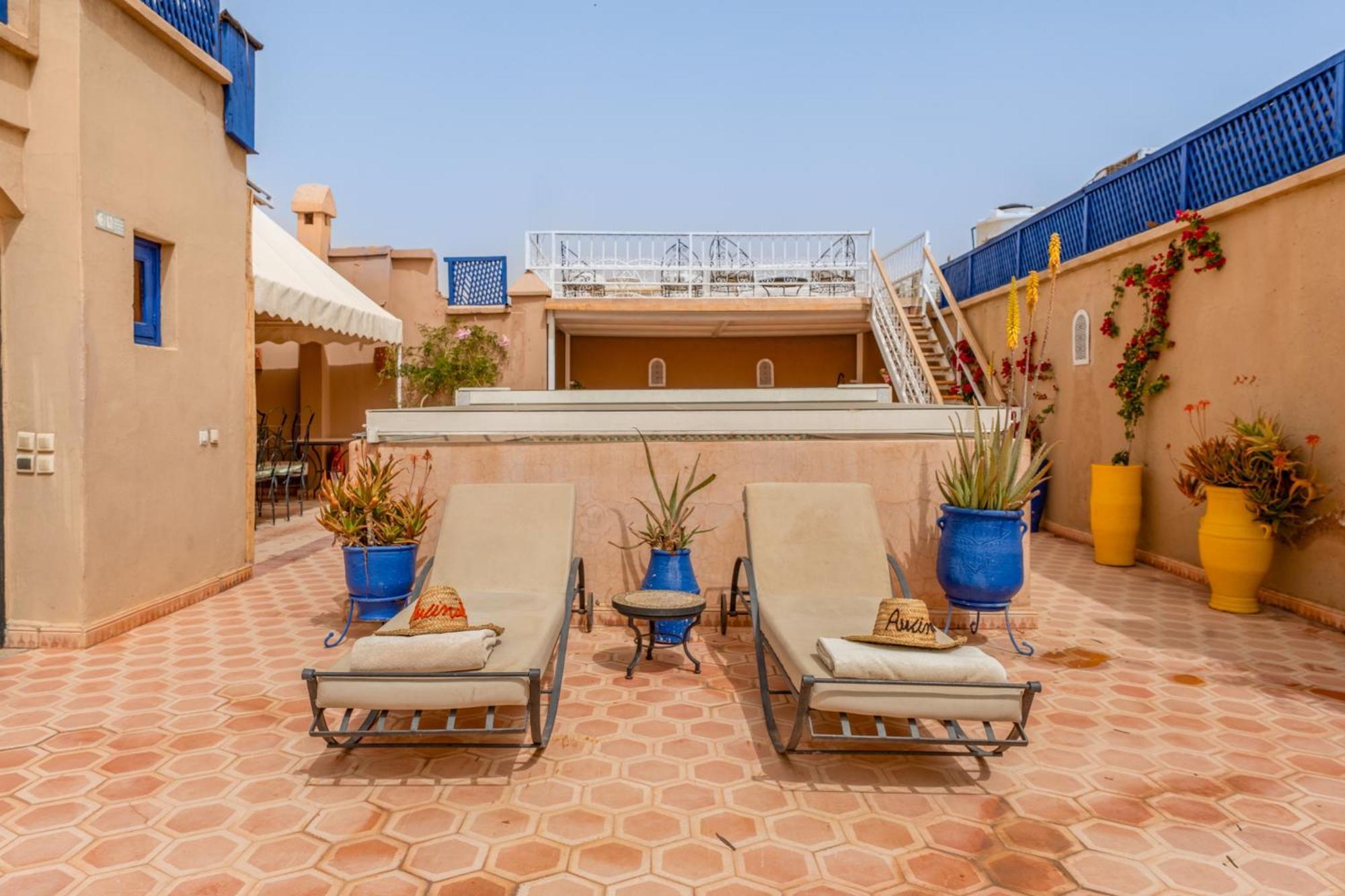 Riad Awinati Location Privatisee ,Piscine Chauffee , Beau Rooftop Marrakesch Exterior foto