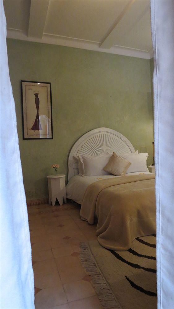 Riad Awinati Location Privatisee ,Piscine Chauffee , Beau Rooftop Marrakesch Exterior foto