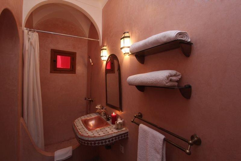 Riad Awinati Location Privatisee ,Piscine Chauffee , Beau Rooftop Marrakesch Exterior foto